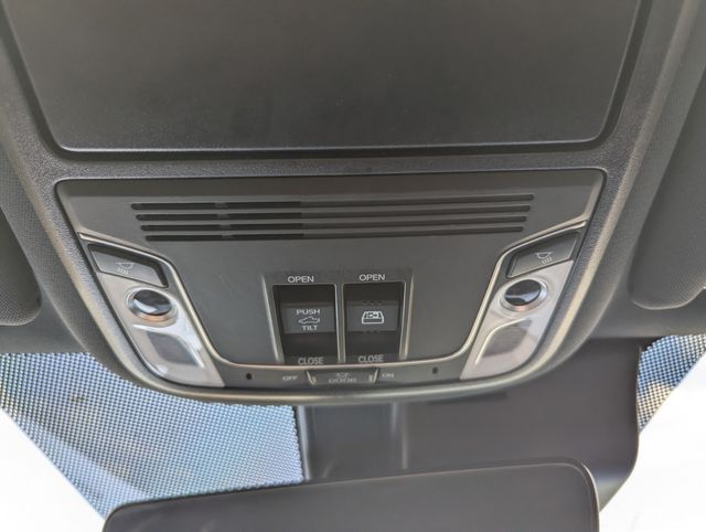 2025 White Honda Ridgeline Black Edition AWD Truck