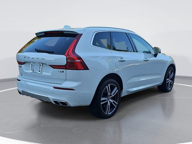 Used 2019 White Volvo T6 Momentum image 3
