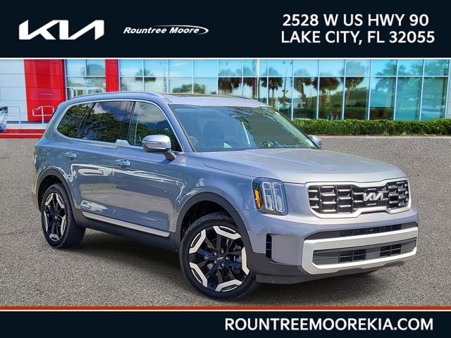 Silver 2025 Kia Telluride SUV / Crossover Front-Wheel Drive 8-Speed Automatic