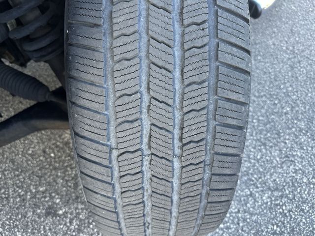 Used 2011 Blue Ford XLT image 11