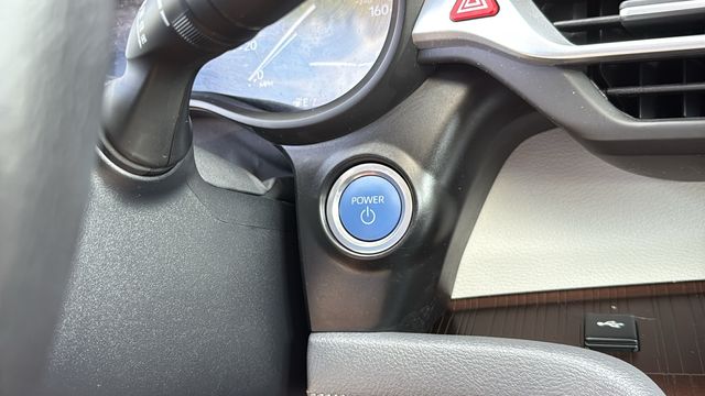 Used 2024 Toyota Sienna Van