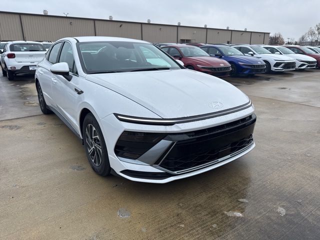 2026 Hyundai Sonata Hybrid Blue FWD