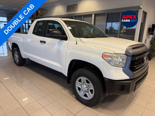 Super White 2014 Toyota Tundra Pickup Truck 4X2 5-Speed Automatic Overdrive