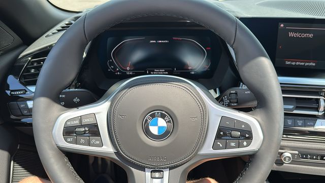 2025 BMW Z4 sDrive M40i 16