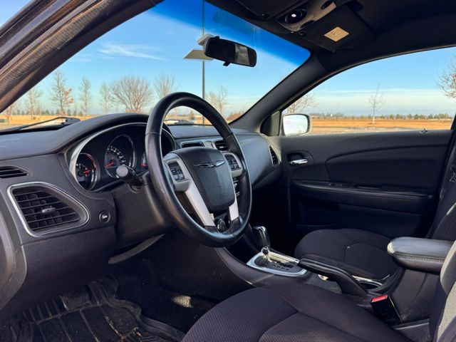2013 Chrysler 200 Touring