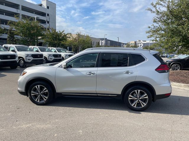 2017 Nissan Rogue SL 6