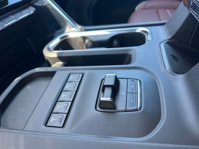 New 2026 White GMC Denali Ultimate image 33