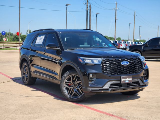 2025 Ford Explorer ST-Line photo