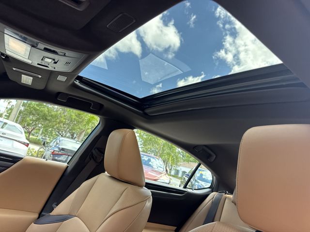 2021 Lexus ES - $33,498