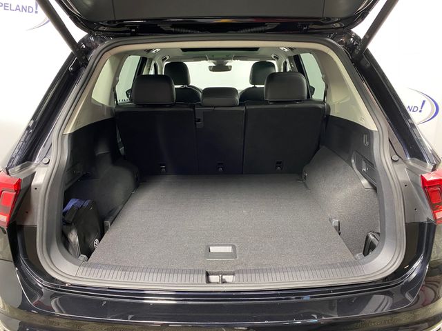 2022 Volkswagen Tiguan 2.0T SE photo