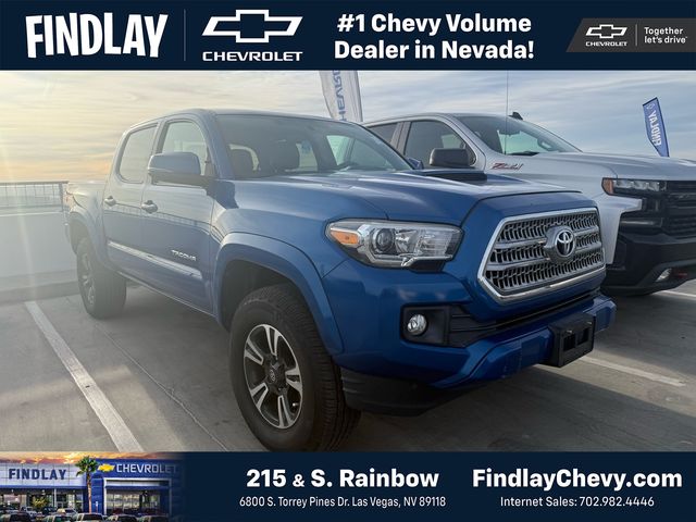 2017 Toyota Tacoma Azul (Blazing Blue Pearl) Camioneta 4X2 6 velocidades Automática