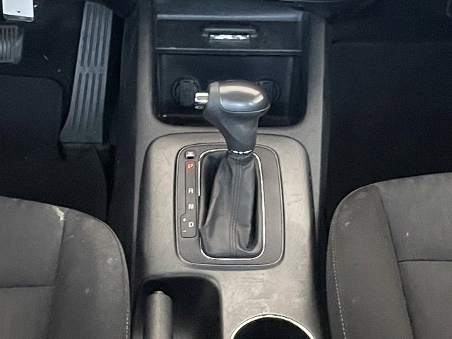 Used 2016 Steel Blue Metallic Kia LX image 14