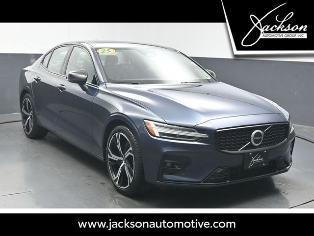 Denim Blue Metallic 2025 Volvo S60 Sedan All-Wheel Drive Automatic