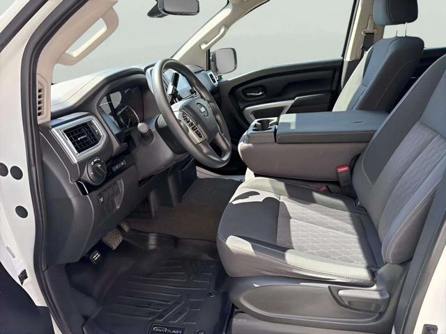 NissanTitan9