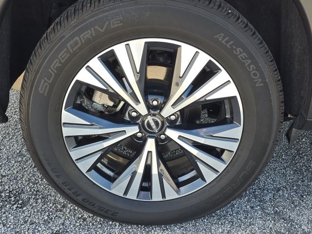 2023 Nissan Rogue SV:45732A