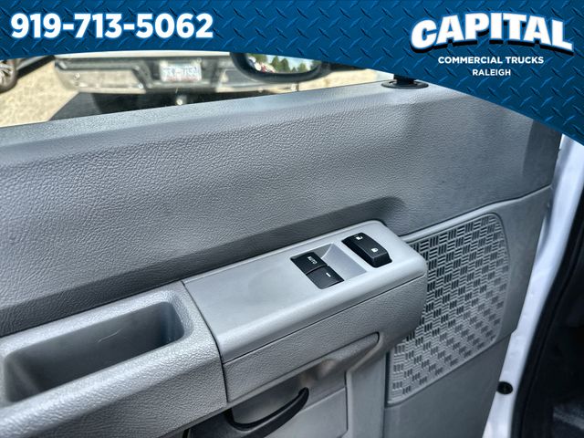 2024 Ford E-350 photo 17
