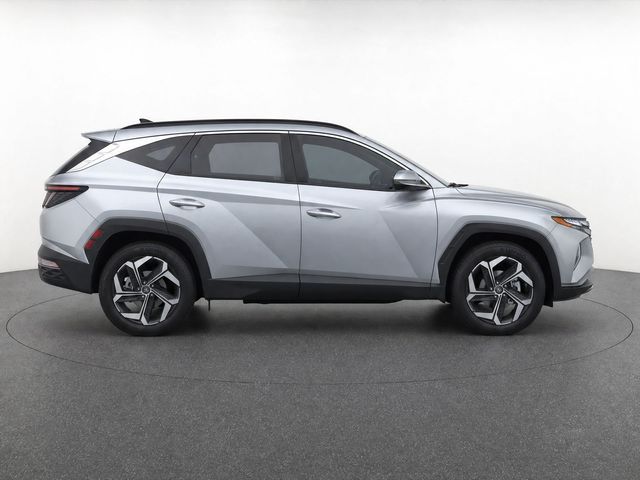Used 2024 Silver Hyundai SEL image 4