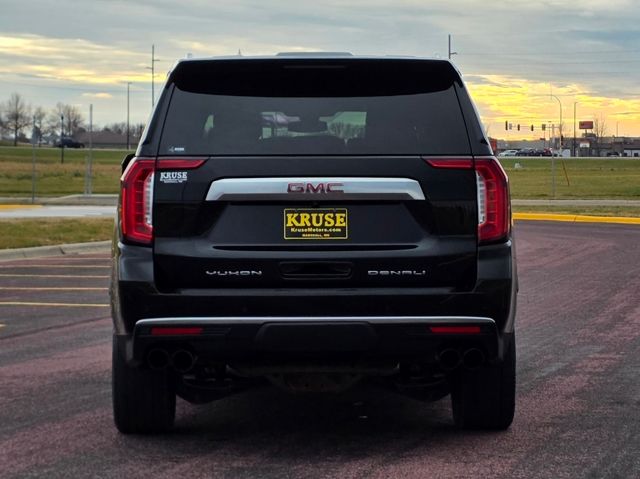 2022 GMC Yukon XL 4WD Denali