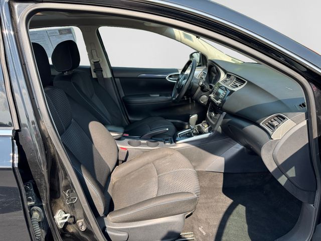 2018 Nissan Sentra SR - Super Black exterior view 16