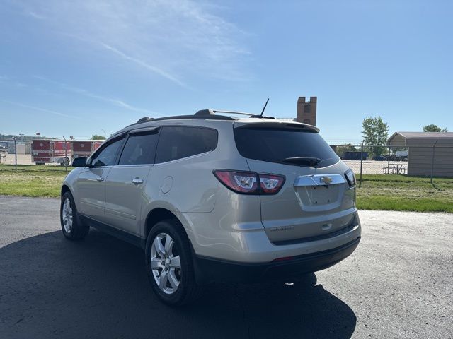 2017 Chevrolet Traverse LT photo
