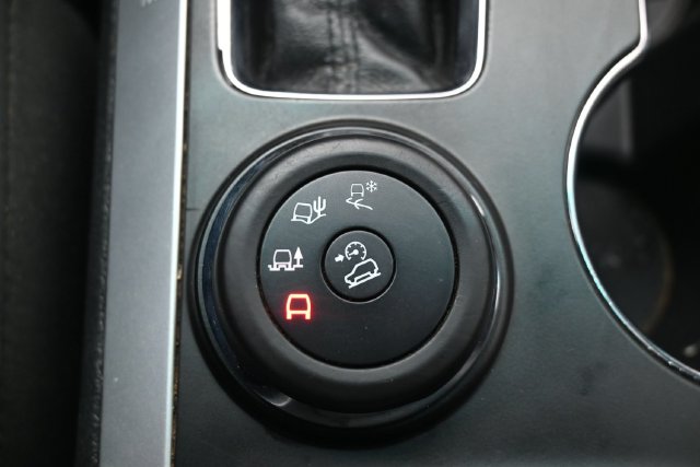 Used 2014 Silver Ford Limited image 33