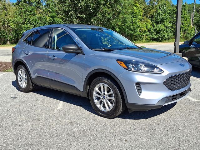 2022 Ford Escape SE - 0