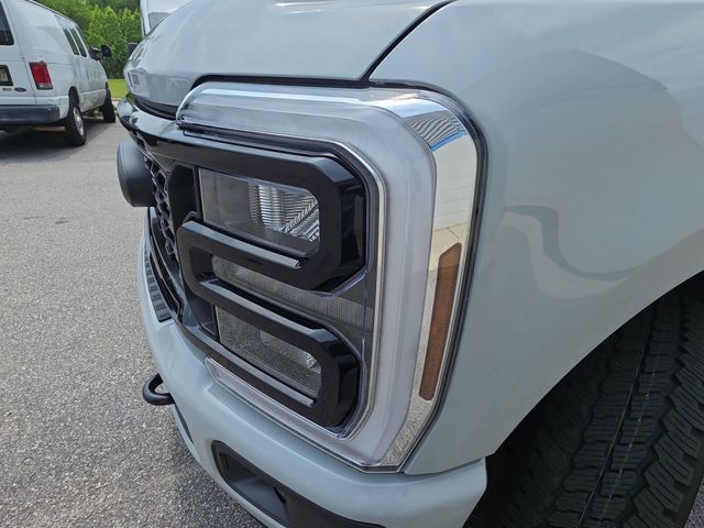 New 2026 Avalanche Ford F-250® Lariat® image 32