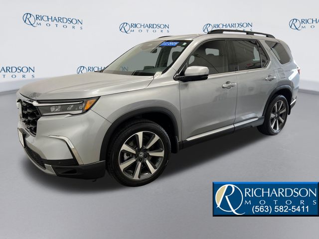 2025 Honda Pilot Touring AWD