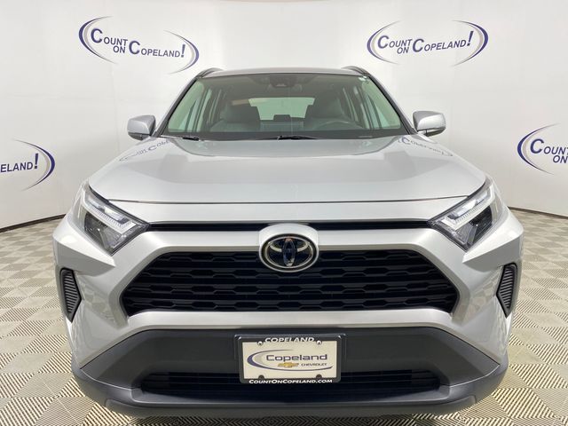 2024 Toyota RAV4 XLE photo