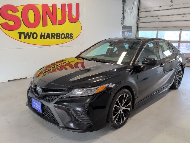 2019 Toyota Camry SE FWD