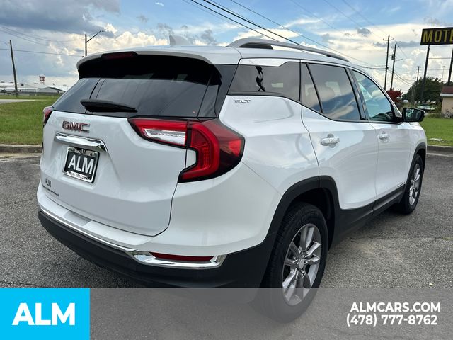Used 2024 White GMC SLT image 5