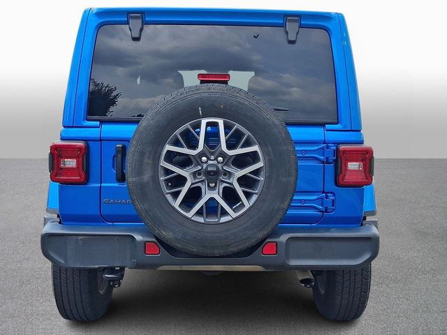 Used 2025 Jeep Wrangler SUV