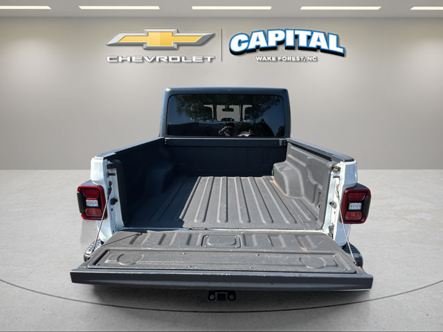 Used 2021 White Jeep Rubicon image 6