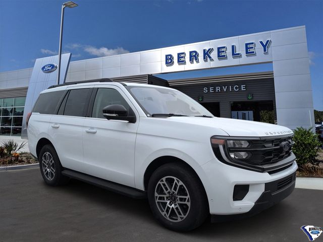 Oxford White 2025 Ford Expedition SUV / Crossover 4X2 Automatic