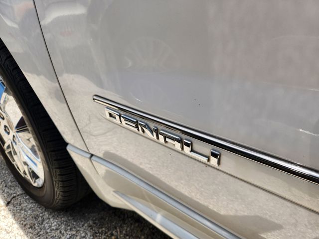 2016 GMC Acadia Denali White at Tom Peacock Cadillac