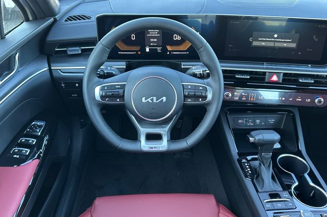 2026 Kia K5 GT-Line - Photo 16