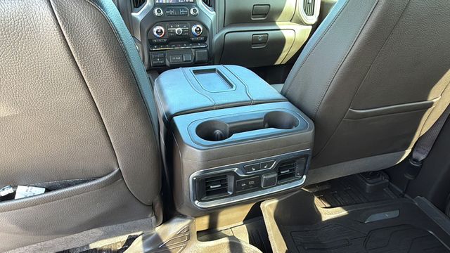 Used 2022 White GMC Denali image 22
