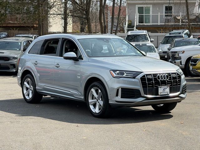 Satellite Silver Metallic 2023 Audi Q7 quattro Premium Plus 45 TFSI SUV / Crossover All-Wheel Drive 8-Speed Automatic