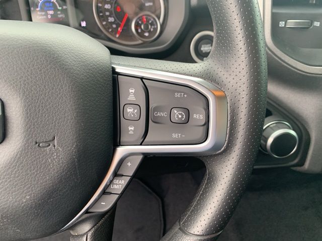 2025 RAM 1500 Tradesman photo