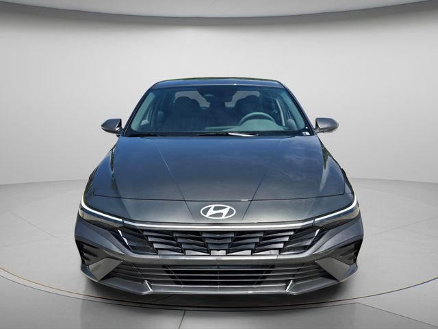 2026 Hyundai Elantra - $21,659