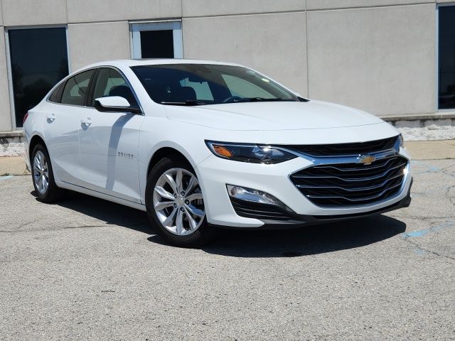 Summit White 2024 Chevrolet Malibu LT with 1LT FWD Sedan Front-Wheel Drive Continuously Variable Transmission