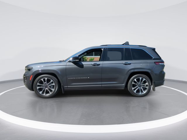 Used 2022 Gray Jeep Overland image 5