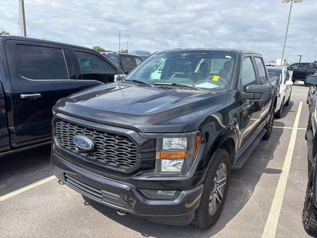 2023 Ford F-150 XL 4x4 SuperCrew 5-1/2 Box's photo