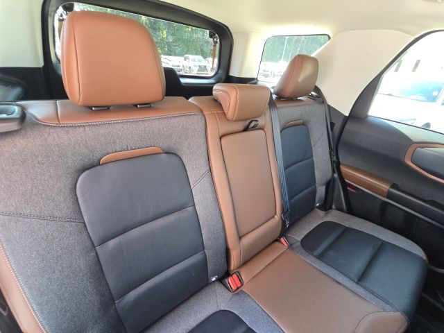 2022 Ford Bronco Sport Outer Banks:B02401