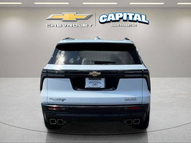 Used 2026 White Chevrolet High Country image 4