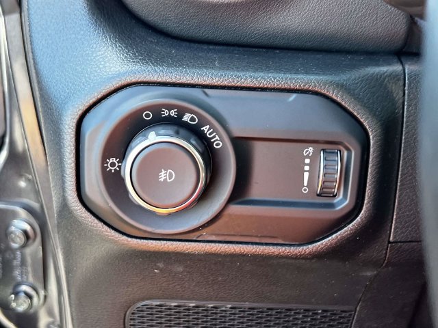 Used 2023 Jeep Wrangler SUV
