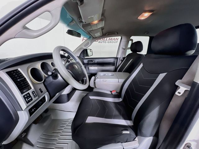 Used 2007 White Toyota SR5 image 10