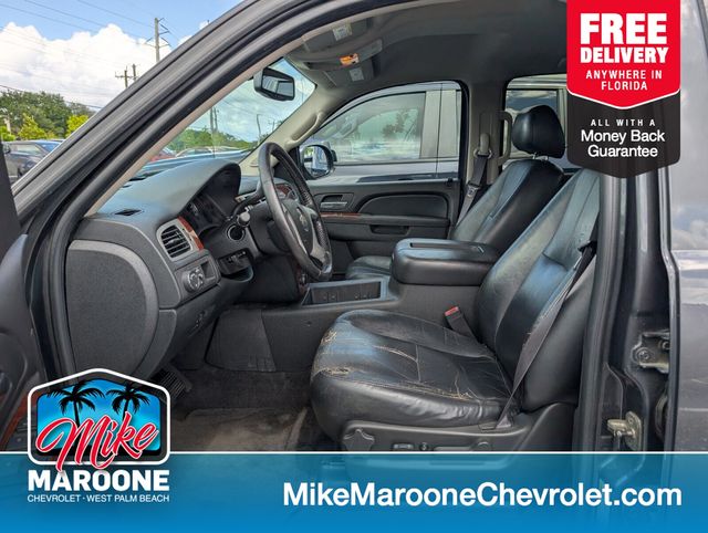 Taupe Gray Metallic 2011 Chevrolet Avalanche LS RWD Pickup Truck 4X2 6-Speed Automatic