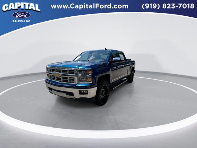 Used 2015 Deep Ocean Blue Metallic Chevrolet LTZ image 4