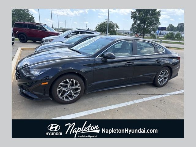 Phantom Black 2022 Hyundai Sonata Sedan Front-Wheel Drive 8-Speed Automatic